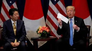 Trump Kim’i ‘aşkla’ övdü