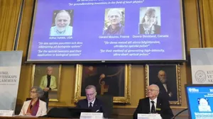 Nobel Fizik Ödülü sahiplerini buldu