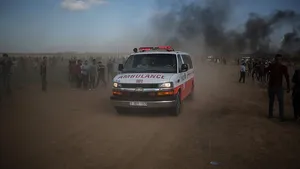 İsrail askerleri Gazze sınırında 8 Filistinliyi yaraladı