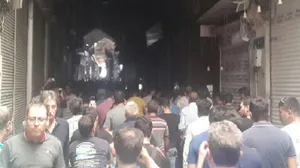 İran’da genel grev dalgası sürüyor