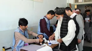 Afganistan’ın Kandahar vilayetinde halk sandık başında
