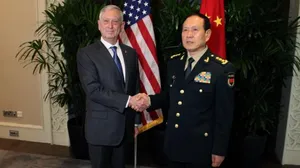 Mattis, Singapur’da Çinli mevkidaşı ile bir araya geldi