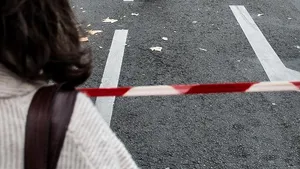 Fransa’da iki bina çöktü: 10 kişi kayıp